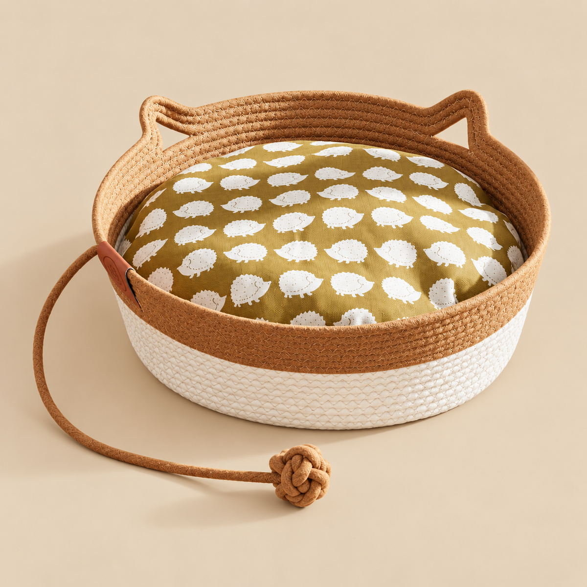 Nova, panier en coton tressé pour chat – vue principale – coloris : kaki + coussin