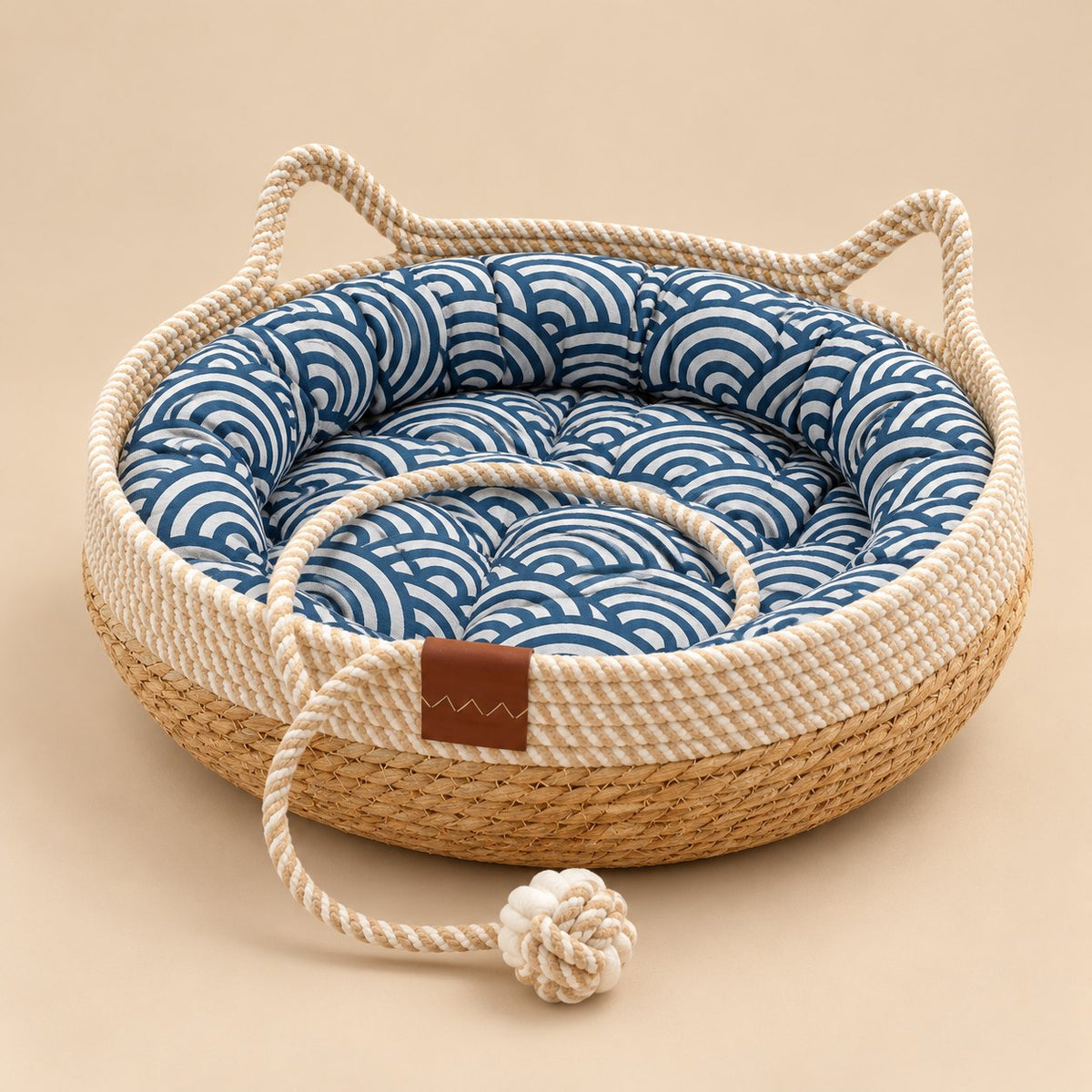 Alma, corbeille tressée pour chaton – coloris : bleu