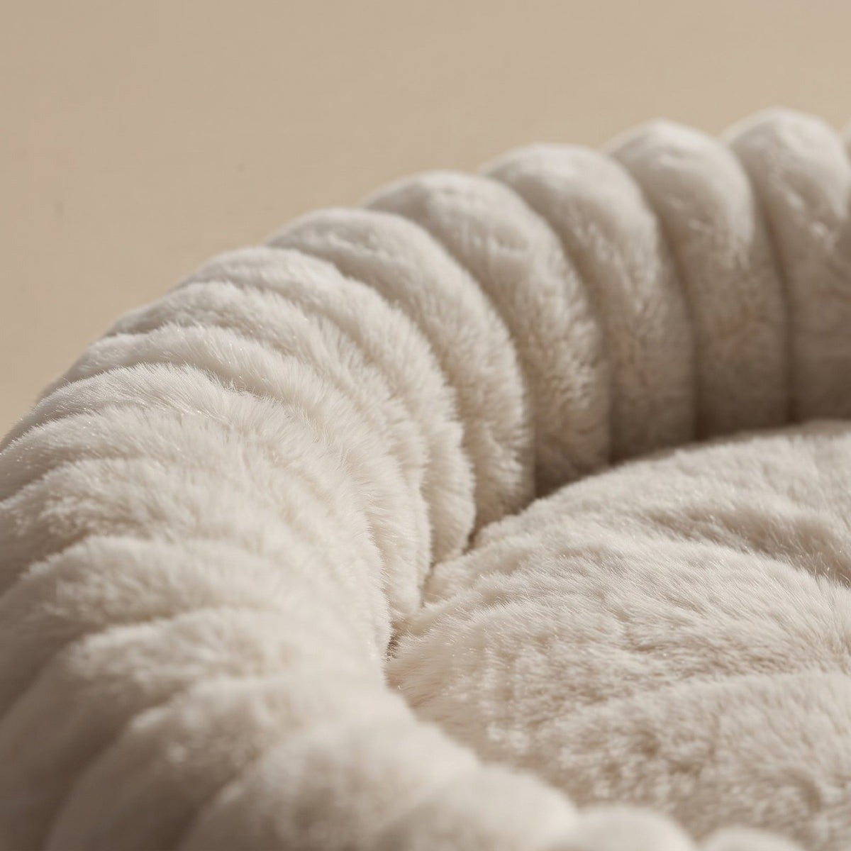 Luna, coussin rond en peluche pour chat et chien – coloris : beige