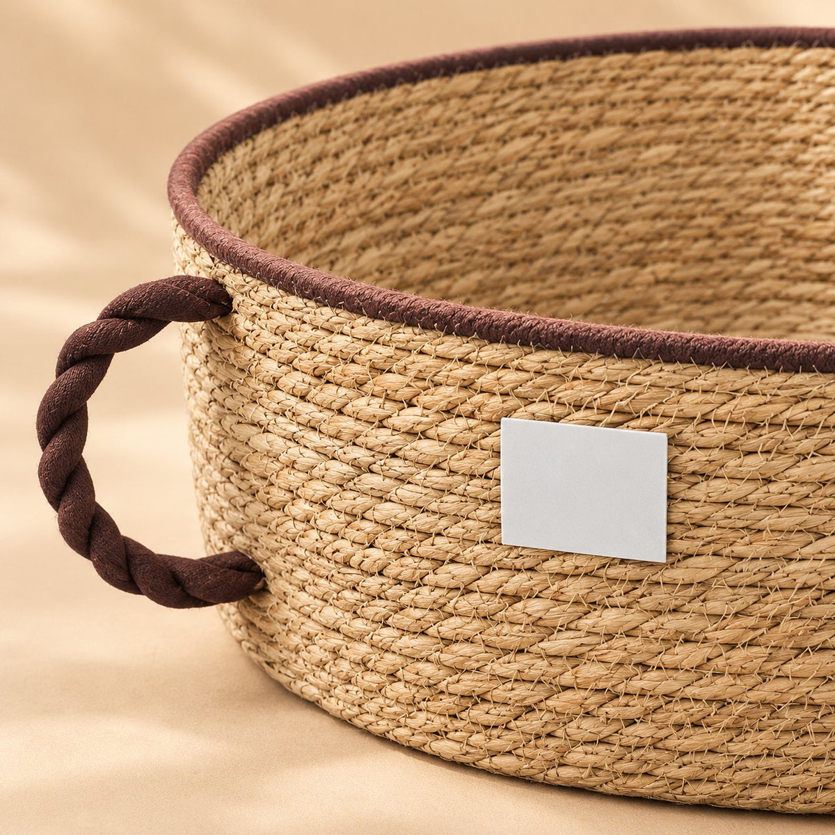 Tasa, panier tressé en forme de tasse pour chat – autre vue